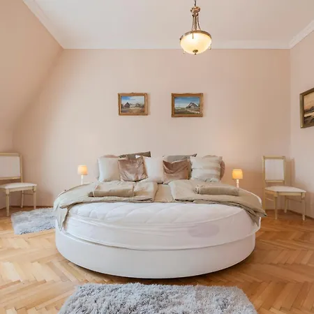 Salalala Budapešť